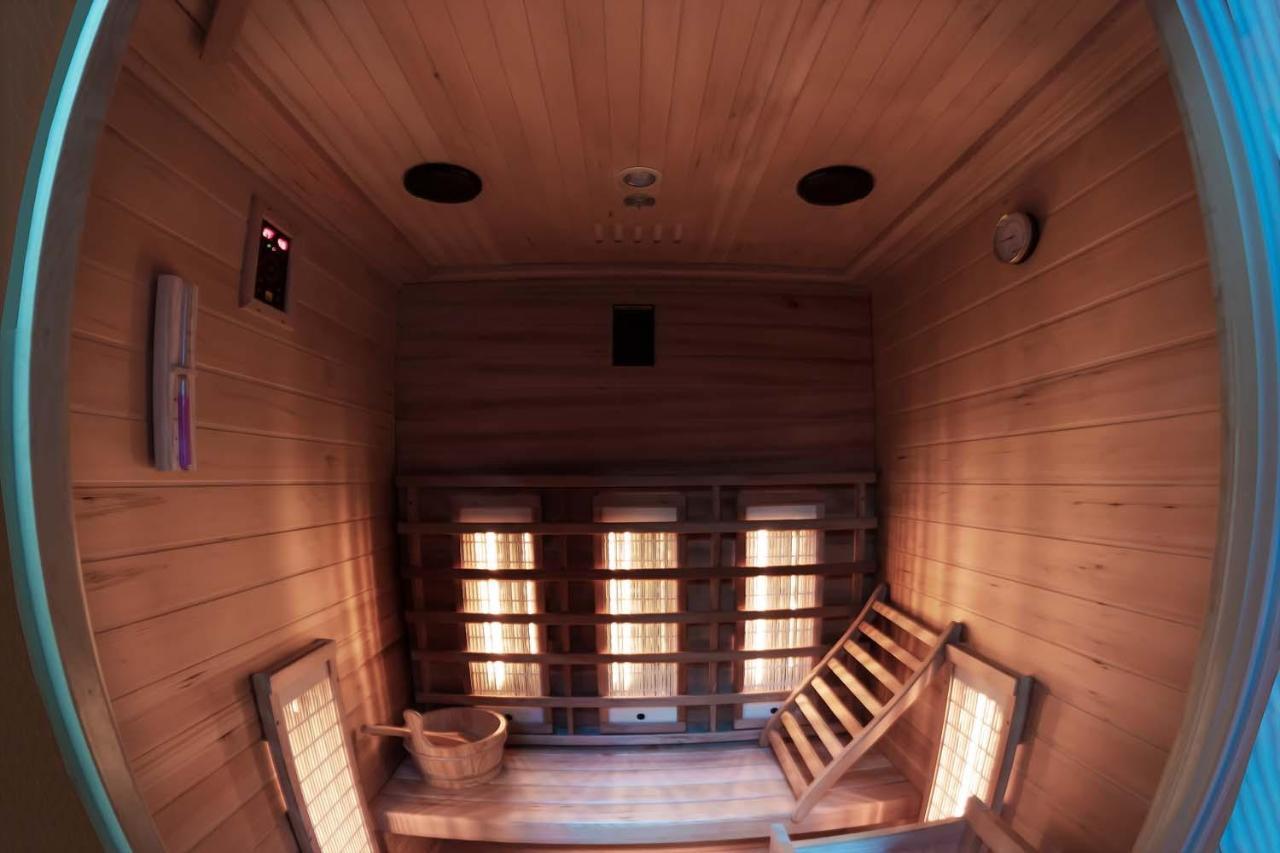 La Kaz Rhumantique Sauna And Spa Privatif La Rivière-Saint-Sauveur Kültér fotó
