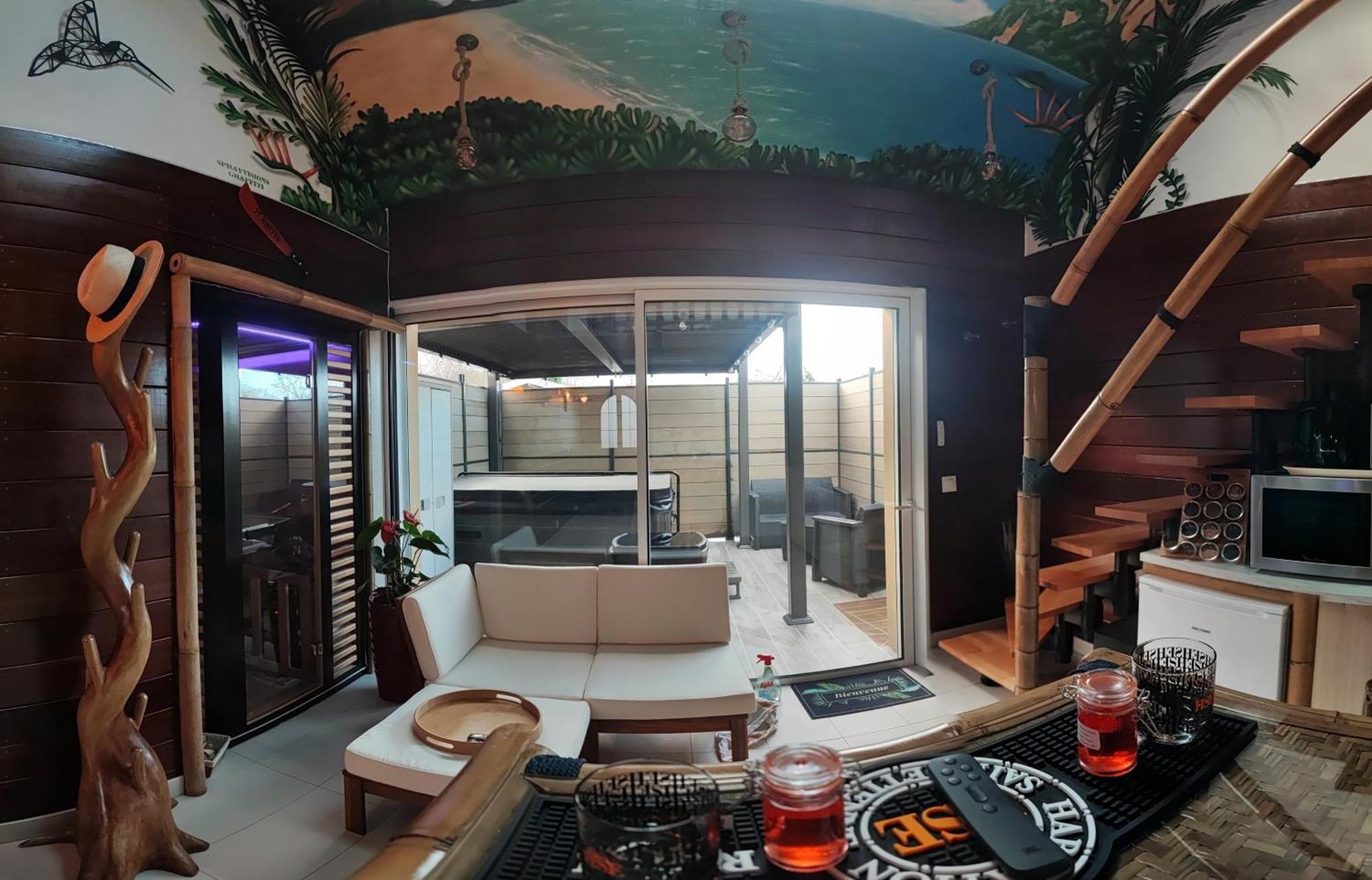 La Kaz Rhumantique Sauna And Spa Privatif La Rivière-Saint-Sauveur Kültér fotó